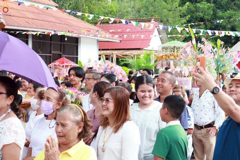 ภาพ No.266574:วันที่ 19 ตุลาคม พ.ศ. 2568 พิธีทอดกฐินสามัคคีทั่วไทย ณ วัดพรุชบา ต.ทุ่งตำเสา อ.หาดใหญ่ จ.สงขลา โดยคณะศิษยานุศิษย์ บูชาธรรม 81 ปี หลวงพ่อธัมมชโย