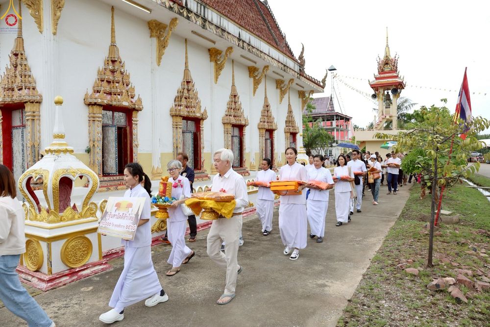 ภาพ No.268046:วันที่ 26 ตุลาคม พ.ศ. 2568 พิธีทอดกฐินสามัคคีทั่วไทย ณ วัดพักตราราม ต.บ้านปรก อ.เมืองสมุทรสงคราม จ.สมุทรสงคราม โดยคณะศิษยานุศิษย์ บูชาธรรม 81 ปี หลวงพ่อธัมมชโย
