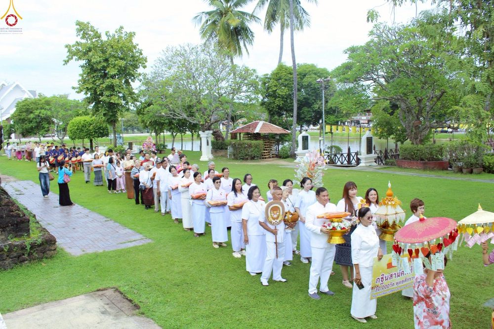 ภาพ No.266633:วันที่ 18 ตุลาคม พ.ศ. 2568 พิธีทอดกฐินสามัคคีทั่วไทย ณ วัดตระพังทอง ตำบลเมืองเก่า อำเภอเมือง จังหวัดสุโขทัย โดยคณะศิษยานุศิษย์ บูชาธรรม 81 ปี หลวงพ่อธัมมชโย