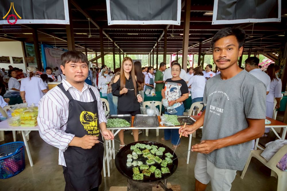 ภาพ No.254985:วันที่ 15 ตุลาคม พ.ศ. 2568 พิธีทอดกฐินสามัคคีประจำปี 2568 บูชาธรรม 81 ปี หลวงพ่อธัมมชโย ณ ศูนย์อบรมเยาวชนกาญจนบุรี