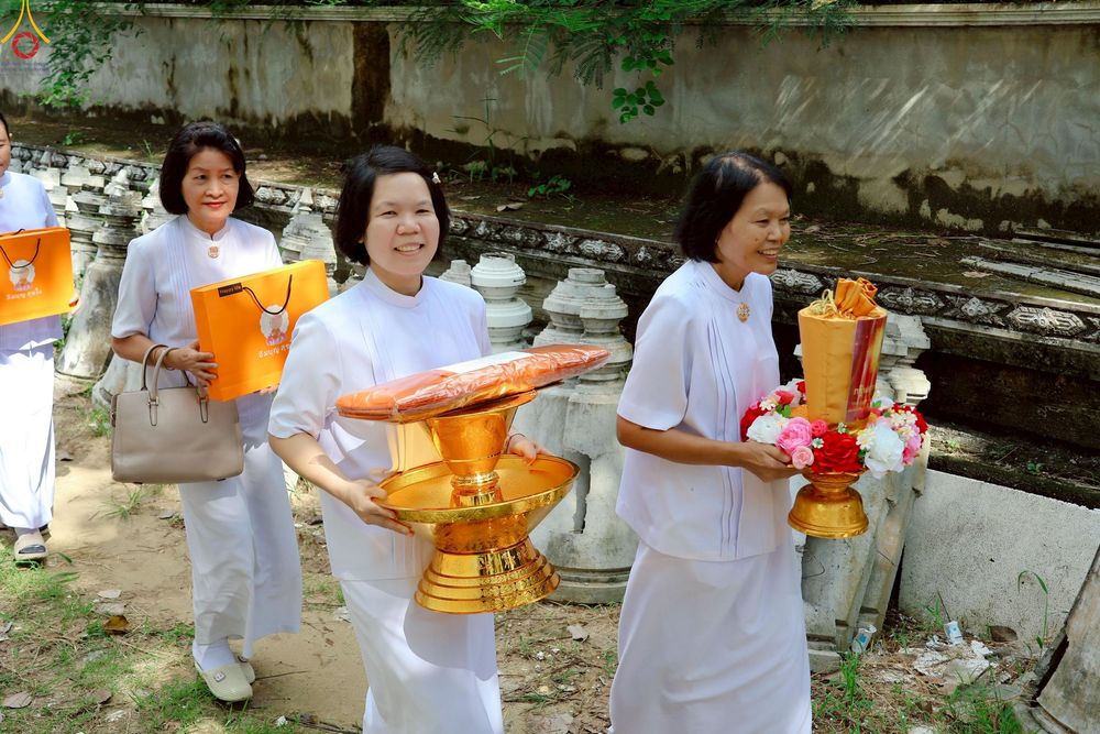 ภาพ No.252166:วันที่ 11 ตุลาคม พ.ศ. 2568 พิธีทอดกฐินสามัคคีทั่วไทย 30,000 วัด โดยคณะศิษยานุศิษย์ บูชาธรรม 81 ปี หลวงพ่อธัมมชโย ณ วัดราษฎร์รังสรรค์ อ.พระประแดง จ.สมุทรปราการ