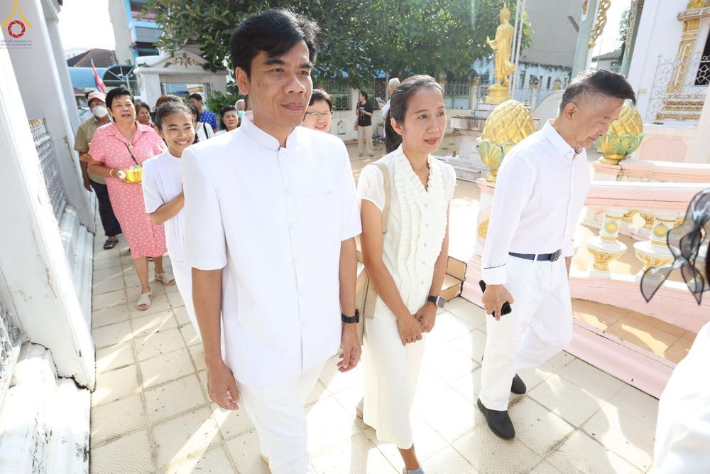 ภาพ No.253200:วันที่ 12 ตุลาคม พ.ศ. 2568 พิธีทอดกฐินสามัคคีทั่วไทย 30,000 วัด โดยคณะศิษยานุศิษย์ บูชาธรรม 81 ปี หลวงพ่อธัมมชโย ณ วัดบางขุนนนท์ แขวงบางขุนนนท์ เขตบางกอกน้อย กรุงเทพมหานคร