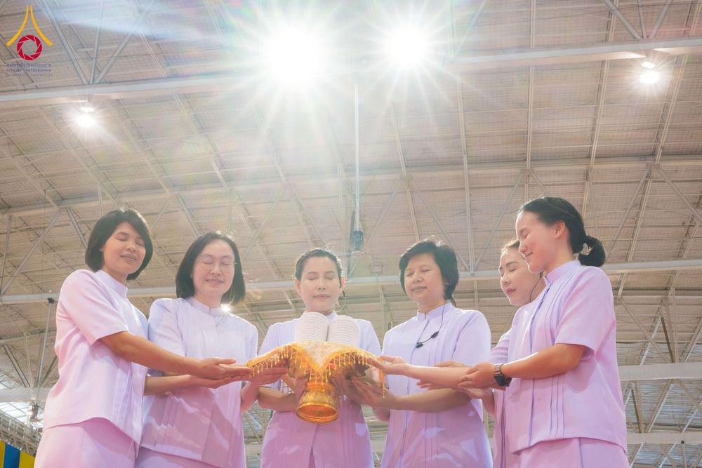 ภาพ No.261161:วันอาทิตย์ที่ 5 ตุลาคม พ.ศ. 2568 พิธีจุดเทียนใจ ไฟนิรันด์ อนันตชัย ณ สภาธรรมกายสากล วัดพระธรรมกาย