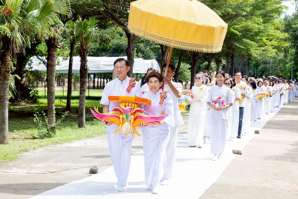 ภาพ No.255811:วันที่ 14 ตุลาคม พ.ศ. 2568 พิธีทอดกฐินสามัคคีทั่วไทย 30,000 วัด โดยคณะศิษยานุศิษย์ บูชาธรรม 81 ปี หลวงพ่อธัมมชโย ณ ศูนย์ปฏิบัติธรรมชัยนาท ต.ธรรมามูล อ.ชัยนาท จ.ชัยนาท