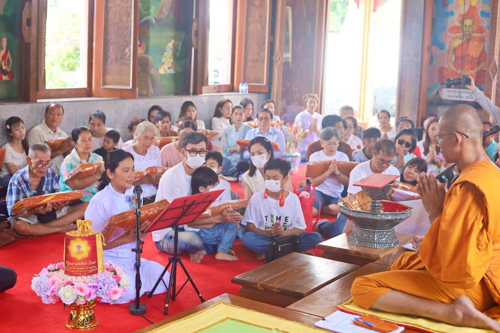 ภาพ No.254564:วันที่ 12 ตุลาคม พ.ศ. 2568 พิธีทอดกฐินสามัคคีทั่วไทย 30,000 วัด โดยคณะศิษยานุศิษย์ บูชาธรรม 81 ปี หลวงพ่อธัมมชโย ณ วัดพระตำหนัก อ.สามโคก จ.ปทุมธานี