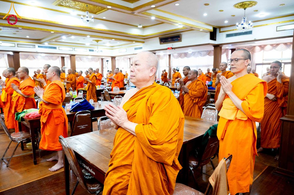 ภาพ No.313698:วันที่ 9 มีนาคม พ.ศ. 2569 การตรวจข้อสอบประโยคบาลีสนามหลวง พ.ศ.2569 ชั้นประโยค 1-2 ถึง ประโยค ป.ธ.9 ณ ศาลาอบรมสงฆ์ วัดสามพระยา เขตพระนคร กรุงเทพมหานคร