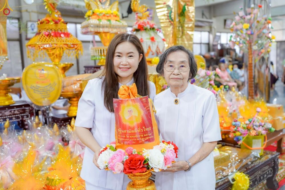 ภาพ No.250728:วันพุธที่ 8 ตุลาคม พ.ศ. 2568 พิธีทอดกฐินสามัคคีทั่วไทย 30,000 วัด โดยคณะศิษยานุศิษย์ บูชาธรรม 81 ปี หลวงพ่อธัมมชโย ณ วัดชมนิมิตร อ.พระประแดงจ.สมุทรปราการ