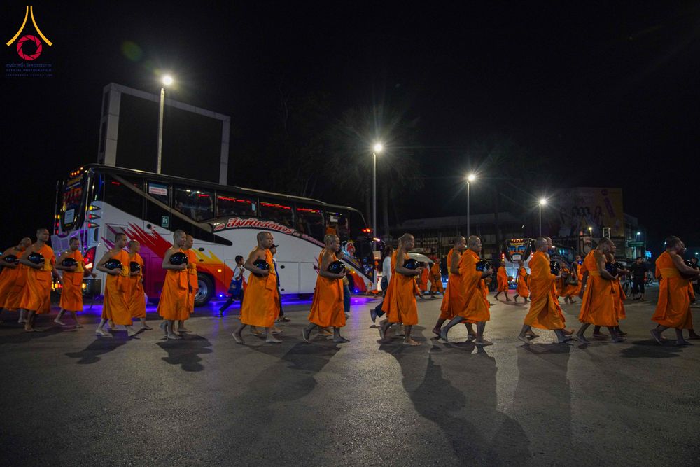 ภาพ No.312673:วันอาทิตย์ที่ 8 มีนาคม พ.ศ.2569 ทำบุญเมืองนครราชสีมา 558 ปี ตักบาตรพระ 10,000 รูป (ภาพชุดที่ 2)