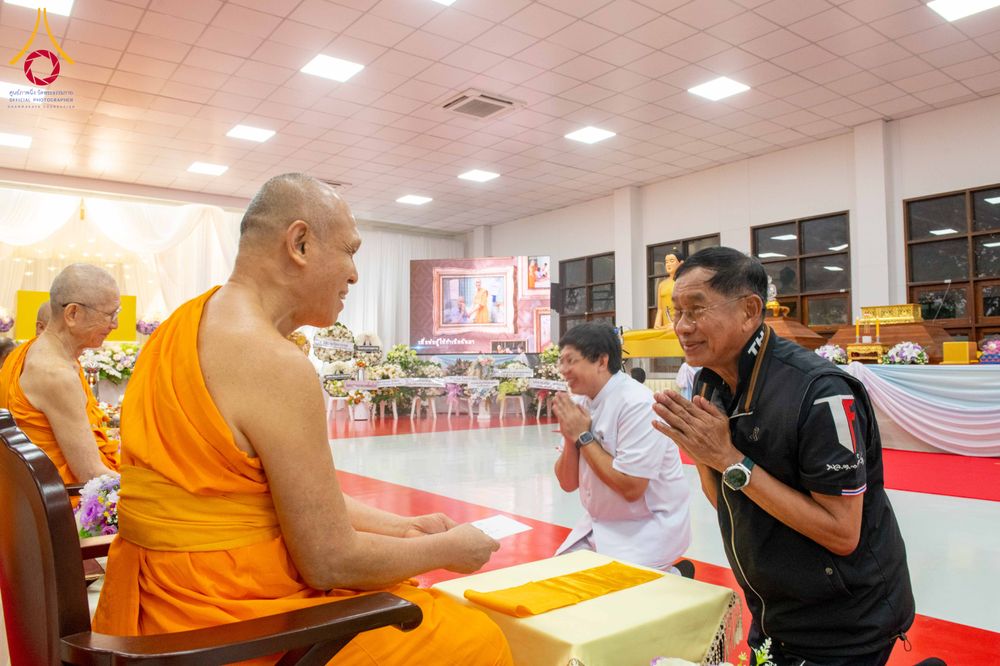 ภาพ No.315470:วันพุธที่ 25 มีนาคม พ.ศ. 2569 พิธีบำเพ็ญกุศล คุณพ่อณรงค์ จินตมากุล  สิริอายุ 99 ปี 11 เดือน โยมบิดา พระครูปลัดรัตนวีรวัฒน์ (รังสฤษดิ์ อิทฺธิจินตโก) ที่ปรึกษาเจ้าคณะจังหวัดปทุมธานี เจ้าอาวาสวัดพระธรรมกาย  ณ ห้องปลูกศรัทธา 2 วัดพระธรรมกาย ปทุมธานี