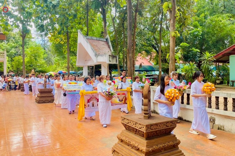 ภาพ No.266895:วันที่ 19 ตุลาคม พ.ศ. 2568 พิธีทอดกฐินสามัคคีทั่วไทย ณ วัดโนนม่วง อ.โชคชัย จ.นครราชสีมา โดยคณะศิษยานุศิษย์ บูชาธรรม 81 ปี หลวงพ่อธัมมชโย