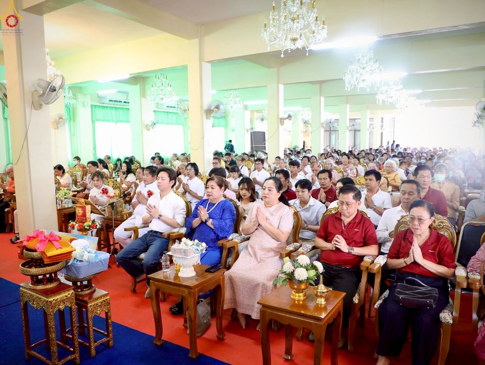 ภาพ No.257861:วันที่ 18 ตุลาคม พ.ศ. 2568 พิธีทอดกฐินสามัคคีทั่วไทย 30,000 วัด โดยคณะศิษยานุศิษย์ บูชาธรรม 81 ปี หลวงพ่อธัมมชโย ณ วัดพระพุทธไสยาสน์ อ.เมืองเพชรบุรี จ.เพชรบุรี