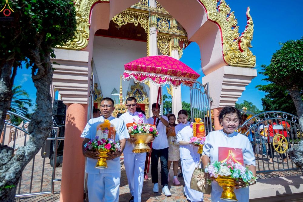 ภาพ No.258632:วันที่ 18 ตุลาคม พ.ศ. 2568 พิธีทอดกฐินสามัคคีทั่วไทย 30,000 วัด โดยคณะศิษยานุศิษย์ บูชาธรรม 81 ปี หลวงพ่อธัมมชโย ณ วัดสามเพลง ต.ปลายกลัด อ.บางซ้าย จ.พระนครศรีอยุธยา