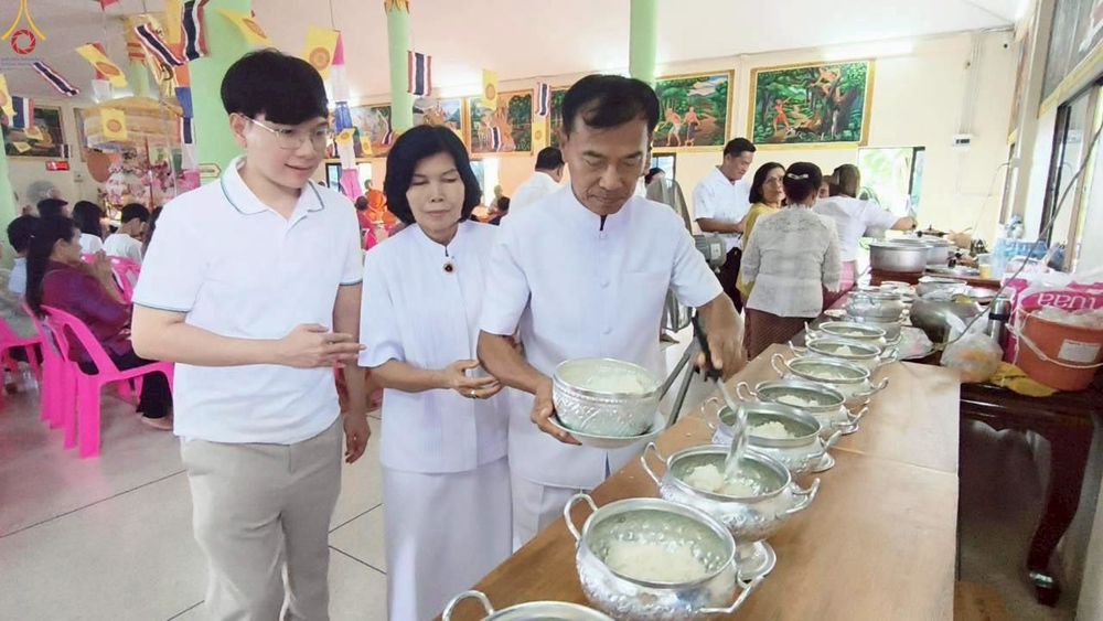 ภาพ No.268889:วันที่ 12 ตุลาคม พ.ศ. 2568 พิธีทอดกฐินสามัคคีทั่วไทย ณ วัดดงขวาง อำเภอตาคลี จังหวัดนครสวรรค์ โดยคณะศิษยานุศิษย์ บูชาธรรม 81 ปี หลวงพ่อธัมมชโย