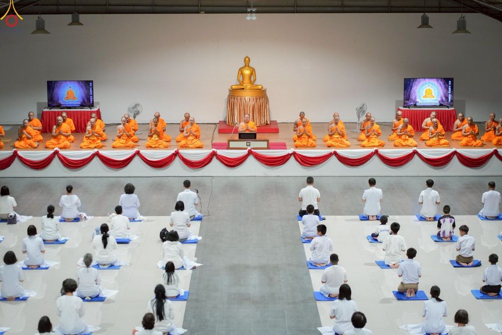 ภาพ No.248321:วันที่ 26-28 กันยายน พ.ศ. 2568 โครงการอบรมอุบาสกแก้ว อุบาสิกาแก้ว รุ่นที่ 3 ตัวแทนทอดกฐินสามัคคีทั่วไทย 30,000 วัด ณ ธุดงคสถานล้านนา อ.สันทราย จ.เชียงใหม่