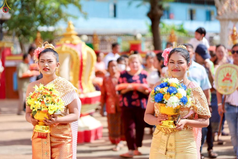 ภาพ No.250853:วันพุธที่ 8 ตุลาคม พ.ศ. 2568 พิธีทอดกฐินสามัคคีทั่วไทย 30,000 วัด โดยคณะศิษยานุศิษย์ บูชาธรรม 81 ปี หลวงพ่อธัมมชโย ณ วัดวังวน อ.พรหมพิราม จ.พิษณุโลก