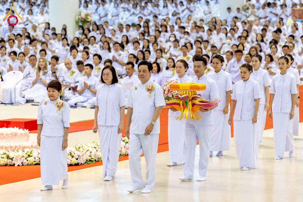 ภาพ No.264661:วันอาทิตย์ที่ 2 พฤศจิกายน พ.ศ. 2568 พิธีทอดกฐินสามัคคี ณ สภาธรรมกายสากล วัดพระธรรมกาย