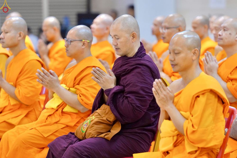 ภาพ No.243663:วันอาทิตย์ที่ 7 กันยายน พ.ศ. 2568 พิธีบูชาครูผู้ค้นพบวิชชาธรรมกาย , พิธีบูชาข้าวพระ ณ สภาธรรมกายสากล วัดพระธรรมกาย