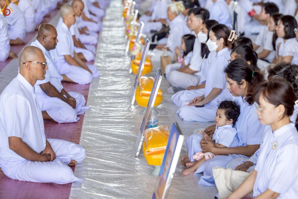 ภาพ No.232332:วันเสาร์ที่ 5 กรกฎาคม พ.ศ. 2568 พิธีบรรพชาอุปสมบท ธรรมทายาท โครงการบรรพชาอุปสมบทหมู่ รุ่นเข้าพรรษา ,  โครงการบวชพระนานาชาติ AEC & WAB รุ่นที่ 9 ณ วัดพระธรรมกาย