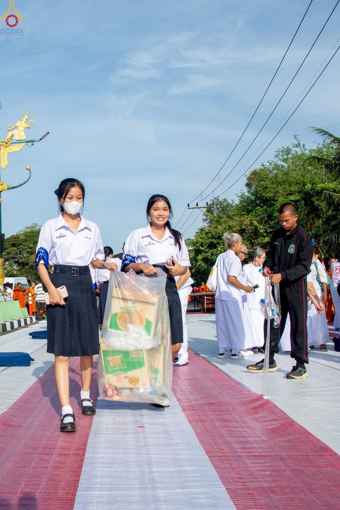 ภาพ No.236864:วันที่ 26-27 กรกฎาคม พ.ศ. 2568 ภาพการเตรียมงาน - เก็บงาน มหาสังฆทานครั้งยิ่งใหญ่ ตักบาตรพระ 1,000 รูป ทำบุญเมืองพัทลุง
