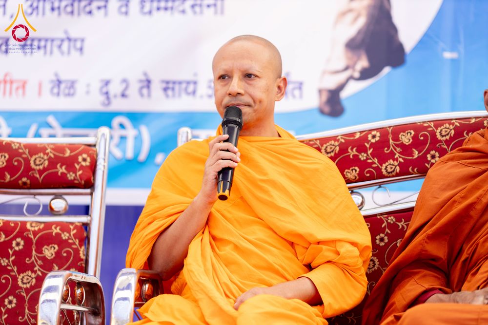 ภาพ No.283850:วันที่ 6-7 ธันวาคม พ.ศ. 2568  พิธีรับมอบหนังสือแสดงเจตจำนงถวายสิทธิครอบครองและใช้ประโยชน์วัดสันติวัน เมืองนาคปูร์  พิธีจุดโคมประทีปถวายเป็นพุทธบูชา และอุทิศบุญกุศลแด่ ดร.บี.อาร์. อัมเบดการ์  พิธีบูชาข้าวพระถ่ายทอดสดจากประเทศไทย