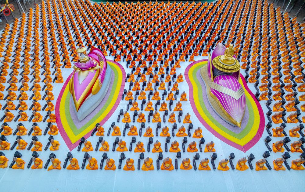 ภาพ No.288426:วันที่ 4 มกราคม พ.ศ. 2569 พระธรรมยาตราปฏิบัติธรรม และถ่ายภาพหมู่ประวัติศาสตร์ ในโครงการธรรมยาตรา กตัญญูบูชา มหาปูชนียาจารย์ พระมงคลเทพมุนี(สด จนฺทสโร) พระผู้ปราบมาร อนุสรณ์สถาน 7 แห่ง ปีที่ 14 ณ อนุสรณ์สถานมหาวิหารพระมงคลเทพมุนี (โลตัสแลนด์) อ.สองพี่น้อง