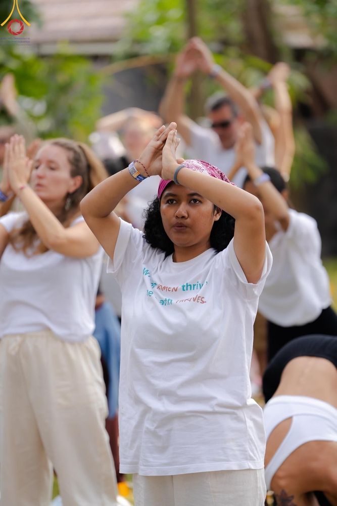 ภาพ No.156427:วัดพุทธบาหลีและวัดพระธรรมกาย จัดปฏิบัติธรรมนานาชาติ 1,151 คนจาก 78 ประเทศ ใน "วันสันติภาพสากล" ณ บาหลี อินโดนีเซีย วันเสาร์ที่ 21 กันยายน พ.ศ. 2567 เวลา 16.00-21.00 น. ณ พิพิธภัณฑ์ ARMA เมืองอูบุด จังหวัดบาหลี ประเทศอินโดนีเซีย