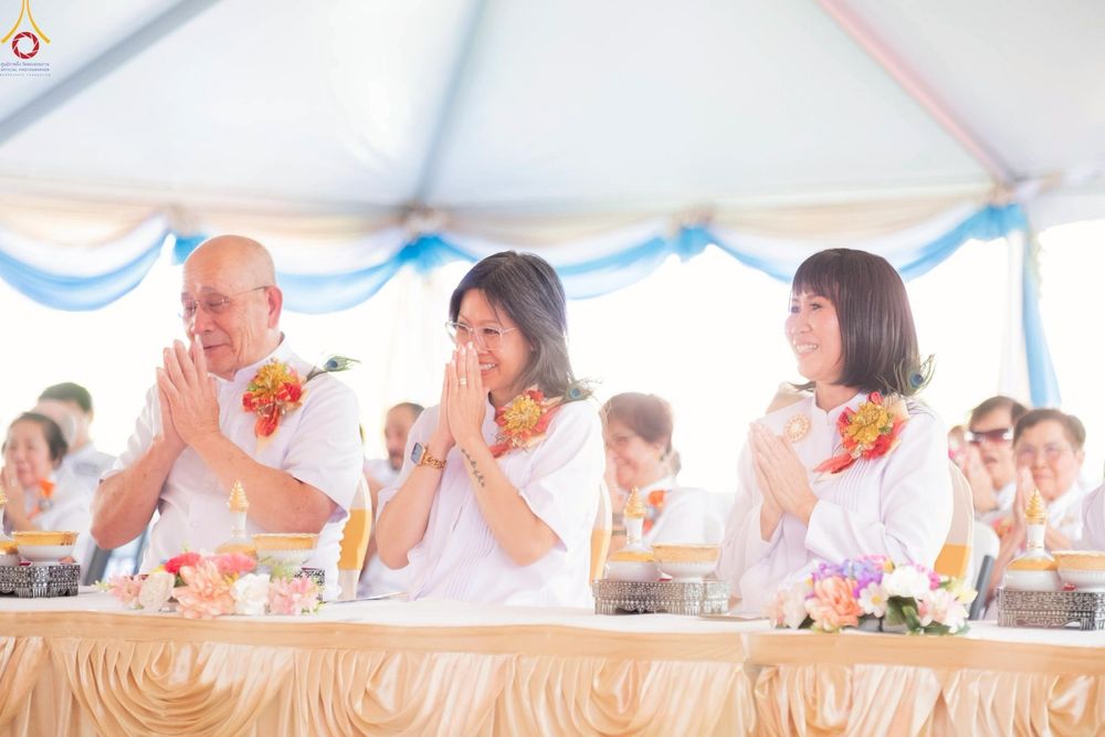 ภาพ No.259357:วันอาทิตย์ที่ 12 ตุลาคม พ.ศ. 2568 พิธีทอดกฐินบรมจักรพรรดิ สร้างอุโบสถ 82 ปี บูชาธรรมหลวงพ่อธัมมชโย ณ วัดพระธรรมกายแคลิฟอร์เนีย ประเทศสหรัฐอเมริกา 