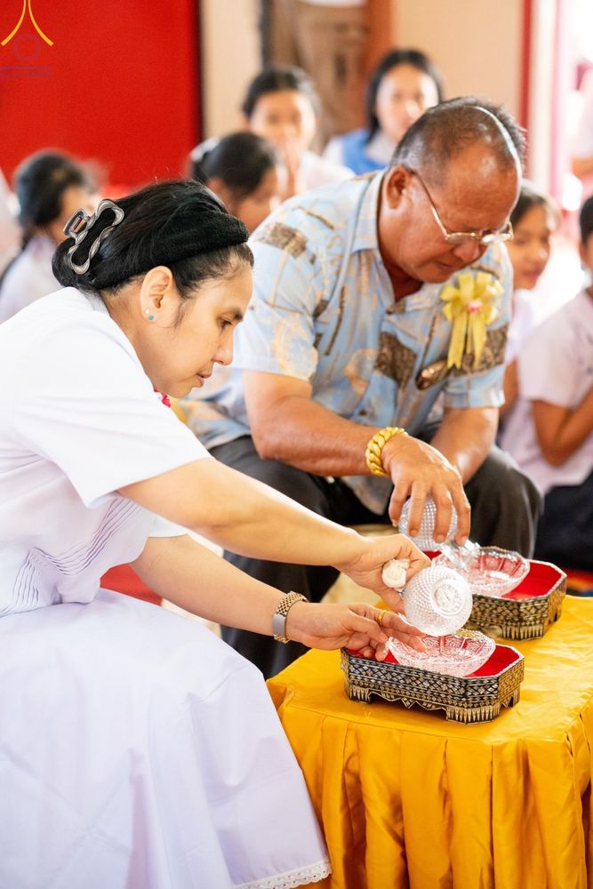 ภาพ No.200425:พิธีทอดผ้าป่าทำนุบำรุงศาสนสถาน ณ วัดผาสุการาม ตำบลบางไทรป่า อำเภอบางเลน จังหวัดนครปฐม ในโครงการธรรมยาตรา กตัญญูบูชา มหาปูชนียาจารย์ พระมงคลเทพมุนี(สด จนฺทสโร) พระผู้ปราบมาร อนุสรณ์สถาน 7 แห่ง ปีที่ 13 วันที่ 22 มกราคม พ.ศ. 2568