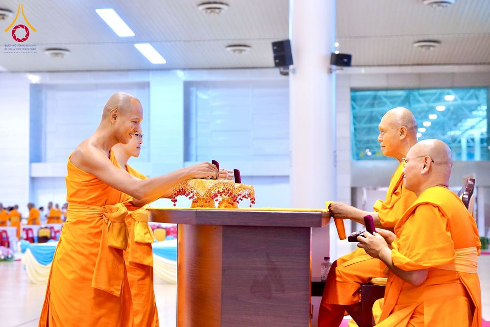 ภาพ No.259871:วันอาทิตย์ที่ 5 ตุลาคม พ.ศ. 2568 สัมมนาพิเศษ "จากกฐินวัดพระธรรมกาย สู่กฐินทั่วไทย 30,000 วัด" ณ สภาธรรมกายสากล วัดพระธรรมกาย