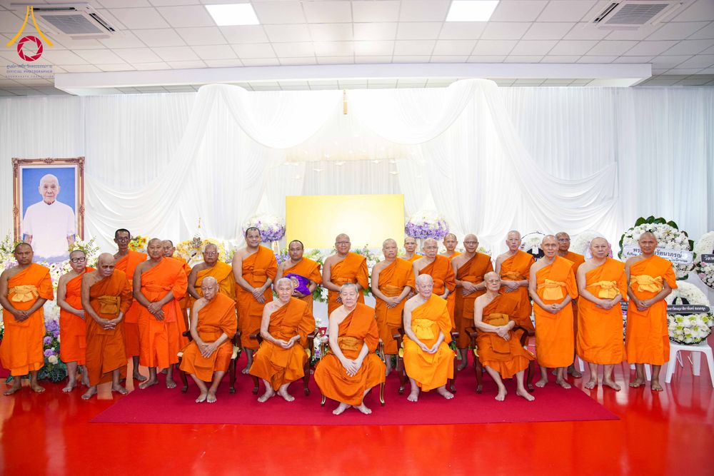 ภาพ No.315186:วันจันทร์ที่ 23 มีนาคม พ.ศ. 2569 พิธีบำเพ็ญกุศล คุณพ่อณรงค์ จินตมากุล  สิริอายุ 99 ปี 11 เดือน โยมบิดา พระครูปลัดรัตนวีรวัฒน์ (รังสฤษดิ์ อิทฺธิจินตโก) ที่ปรึกษาเจ้าคณะจังหวัดปทุมธานี เจ้าอาวาสวัดพระธรรมกาย  ณ ห้องปลูกศรัทธา 2 วัดพระธรรมกาย ปทุมธานี