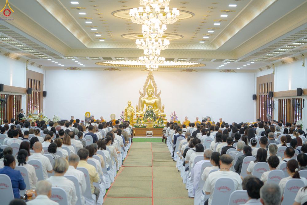 ภาพ No.283306:วันเสาร์ที่ 1 พฤศจิกายน 2568 พิธีทอดกฐินสามัคคีทั่วไทย 30,000 วัด  โดยคณะศิษยานุศิษย์ บูชาธรรม 81 ปี  หลวงพ่อธัมมชโย ณ วัดเจริญราษฏร์บำรุง อ.กำแพงแสน จ.นครปฐม