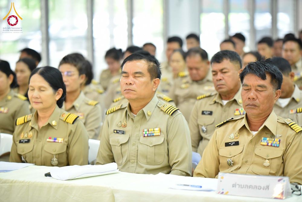 ภาพ No.344107:วันจันทร์ที่ 10 สิงหาคม พ.ศ. 2569  วัดพระธรรมกาย มูลนิธิธรรมกาย และคณะศิษย์ฯ ร่วมส่งแรงใจ “นักปกครองท้องที่ของประชาชน” เนื่องในวันกำนัน ผู้ใหญ่บ้าน 2569 พร้อมร่วมยินดีรางวัลแห่งความภาคภูมิใจของชาวอำเภอคลองหลวง