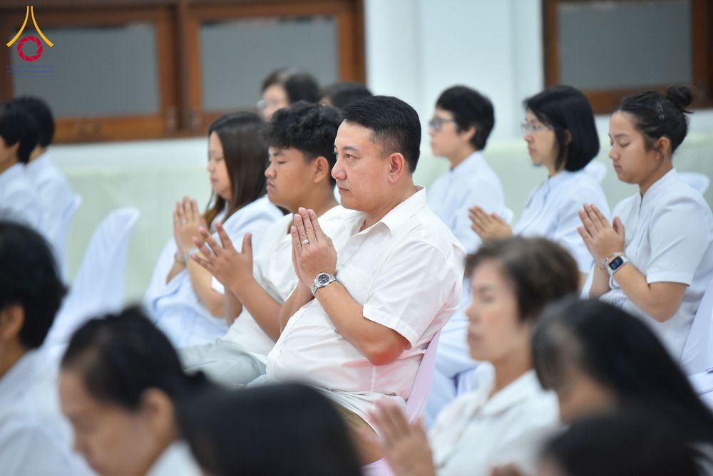 ภาพ No.294237:วันอาทิตย์ที่ 14 ธันวาคม พ.ศ.2568 พิธีเจริญพระพุทธมนต์สมโภชดวงแก้วลูกนิมิตเอก และดวงแก้วนิมิตปฏิบัติธรรม อัญเชิญประดิษฐาน  ณ วัดพระธรรมกายในประเทศสหรัฐอเมริกาและประเทศเยอรมนี 7 แห่ง ณ อาคารปลูกศรัทธา 2 วัดพระธรรมกาย