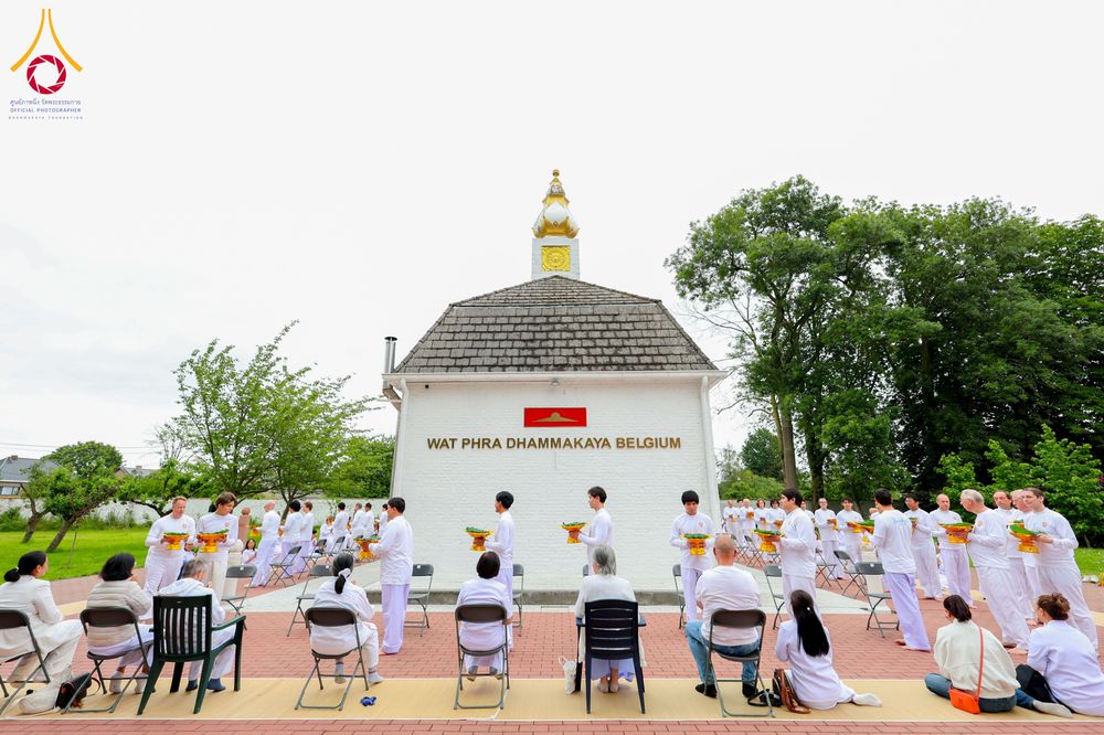 ภาพ No.336646:วันศุกร์ที่ 12 มิถุนายน พ.ศ. 2569 พิธีตัดปอยผมและพิธีปลงผมนาคธรรมทายาท  ภาคพื้นยุโรป รุ่นที่ 11   ณ วัดพระธรรมกายเบลเยียม ประเทศเบลเยียม