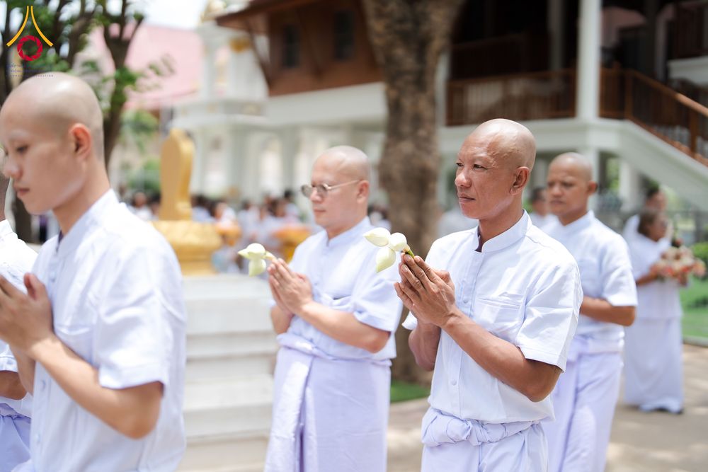 ภาพ No.341327:วันอาทิตย์ที่ 26 กรกฎาคม พ.ศ. 2569 ​โครงการอุปสมบทหมู่บูชาธรรมมหาปูชนียาจารย์ รุ่นที่ ๑ วัดกลางธนรินทร์ ต.บ้านแป้ง อ.พรหมบุรี จ.สิงห์บุรี