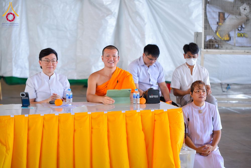 ภาพ No.320750:วันที่ 11 เมษายน พ.ศ.2569 พิธีตักบาตรฉลองสามเณรใหม่ โครงการบรรพชาสามเณรกล้าตะวัน ณ มหารัตนวิหาคด คอร์ 25 ชั้น 2 วัดพระธรรมกาย