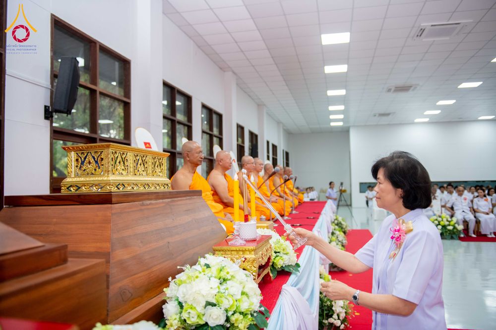 ภาพ No.314517:วันศุกร์ที่ 20 มีนาคม พ.ศ. 2569 พิธีบำเพ็ญกุศล คุณพ่อณรงค์ จินตมากุล โยมบิดา พระครูปลัดรัตนวีรวัฒน์ (รังสฤษดิ์ อิทฺธิจินตโก) ที่ปรึกษาเจ้าคณะจังหวัดปทุมธานี เจ้าอาวาสวัดพระธรรมกาย  ณ ห้องปลูกศรัทธา 2 วัดพระธรรมกาย ปทุมธานี