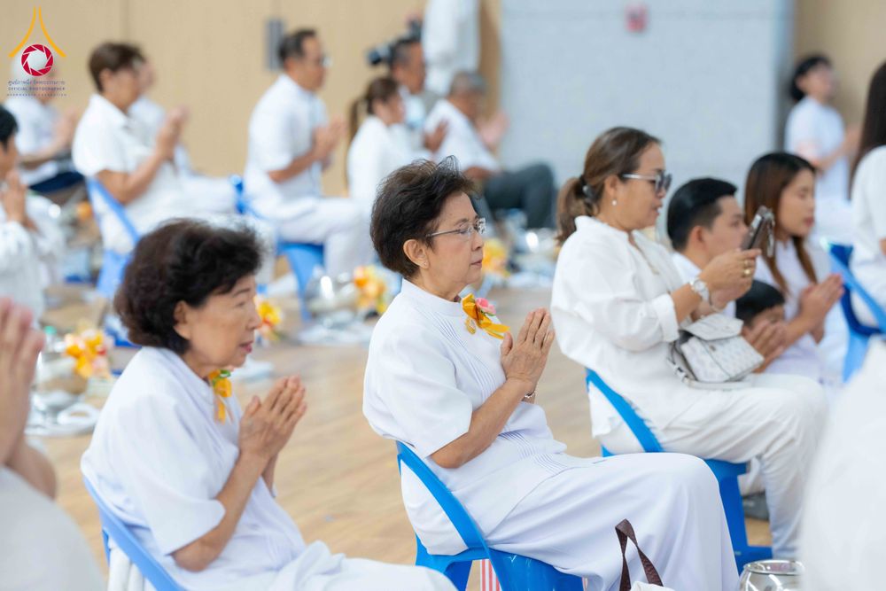 ภาพ No.310630:วันอาทิตย์ที่ 22 กุมภาพันธ์ พ.ศ. 2569 พิธีถวายโคมมาฆประทีป ณ ห้องแก้วสารพัดนึก 2 วัดพระธรรมกาย จ.ปทุมธานี