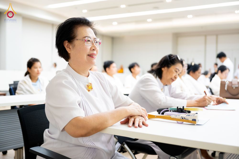 ภาพ No.325580:วันที่ 24 เมษายน พ.ศ.2569 หลวงพ่อทัตตชีโว รองเจ้าอาวาสวัดพระธรรมกาย ถวายการต้อนรับและปฏิสันถารคณะสงฆ์เมียนมาร์