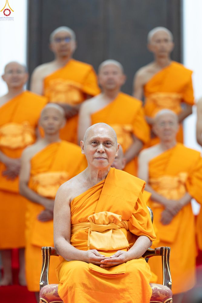 ภาพ No.330798:วันวิสาขบูชา อาทิตย์ที่ 31 พฤษภาคม พ.ศ.2569 พิธีบรรพชาสามเณรอุบาสก 11 ท่าน , พิธีถวายบาตรผ้าไตร และจตุปัจจัยไทยธรรม แด่สามเณร , พิธีอุปสมบทอุทิศชีวิต , พิธีกล่าวคำกัปปิยภัณฑ์  ณ อุโบสถพระไตรปิฎก วัดพระธรรมกาย จังหวัดปทุมธานี