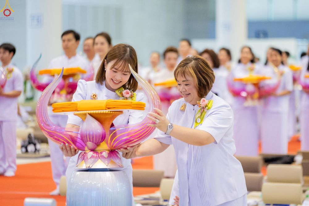 ภาพ No.318542:วันอาทิตย์ต้นเดือนที่ 5 เมษายน พ.ศ.2569 พิธีทอดผ้าป่าสมทบมหาสังฆทาน 40,000 กว่าวัดทั่วประเทศ ณ สภาธรรมกายสากล วัดพระธรรมกาย