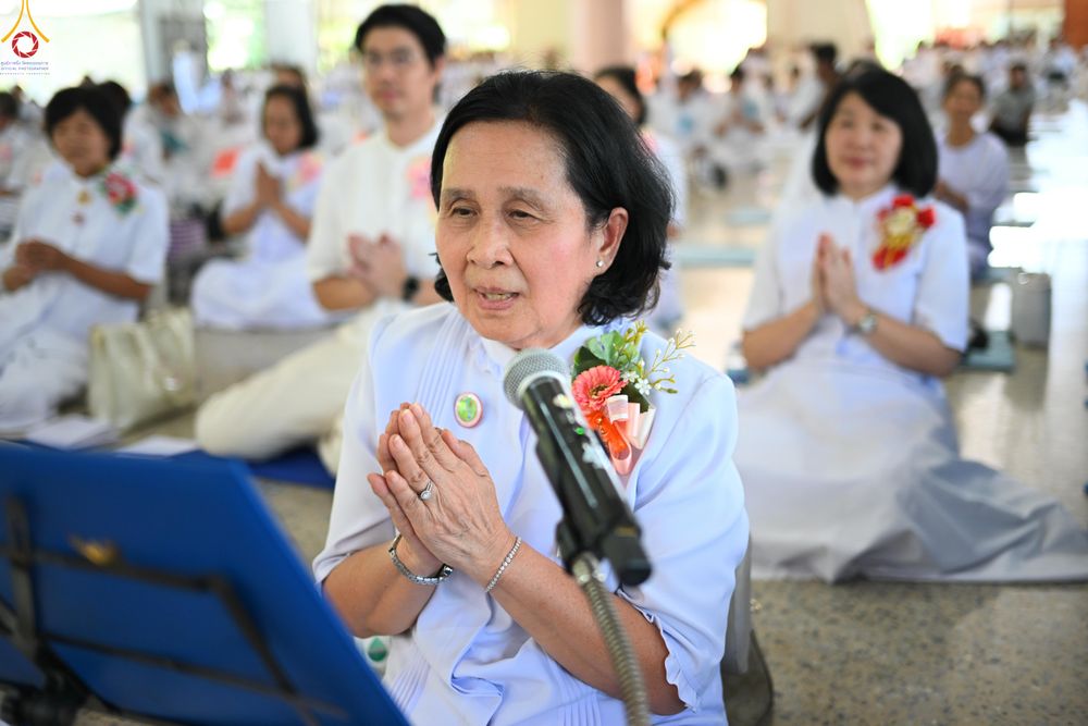 ภาพ No.283194:วันอาทิตย์ที่ 26 ตุลาคม พุทธศักราช 2568 พิธีทอดกฐินสามัคคี กตัญญูบูชาธรรมมหาปูชนียาจารย์ และโครงการกฐินทั่วไทย 30,000 วัด บูชาธรรม 81 ปีหลวงพ่อธัมมชโย  ณ ศูนย์อบรมเยาวชนอุตรดิตถ์