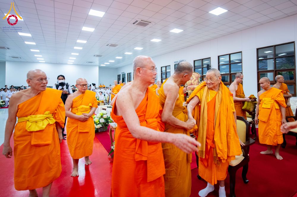 ภาพ No.314485:วันพฤหัสบดีที่ 19 มีนาคม พ.ศ. 2569 พิธีบำเพ็ญกุศล คุณพ่อณรงค์ จินตมากุล โยมบิดา พระครูปลัดรัตนวีรวัฒน์ (รังสฤษดิ์ อิทฺธิจินตโก) ที่ปรึกษาเจ้าคณะจังหวัดปทุมธานี เจ้าอาวาสวัดพระธรรมกาย  ณ ห้องปลูกศรัทธา 2 วัดพระธรรมกาย ปทุมธานี