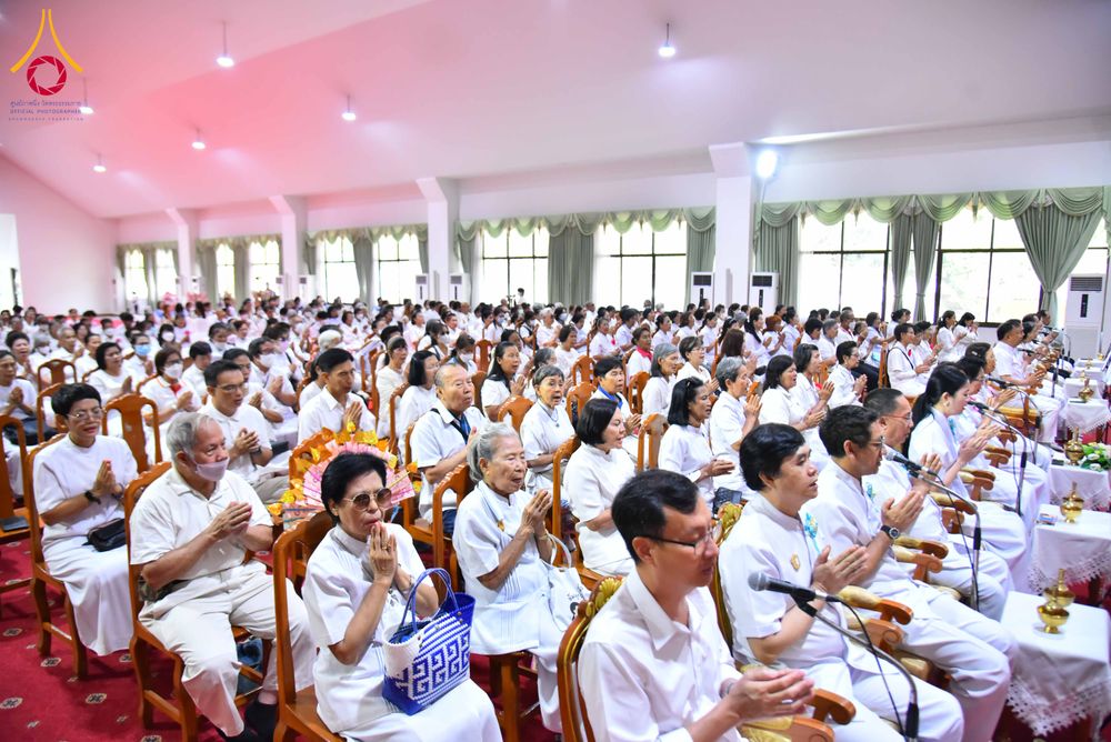 ภาพ No.298694:วันที่ 20 มกราคม พ.ศ. 2569 พิธีทอดผ้าป่าทำนุบำรุงศาสนสถาน ณ วัดไร่ขิง อ.สามพราน จ.นครปฐม ในโครงการธรรมยาตรา กตัญญูบูชา มหาปูชนียาจารย์ พระมงคลเทพมุนี(สด จนฺทสโร) พระผู้ปราบมาร อนุสรณ์สถาน 7 แห่ง ปีที่ 14