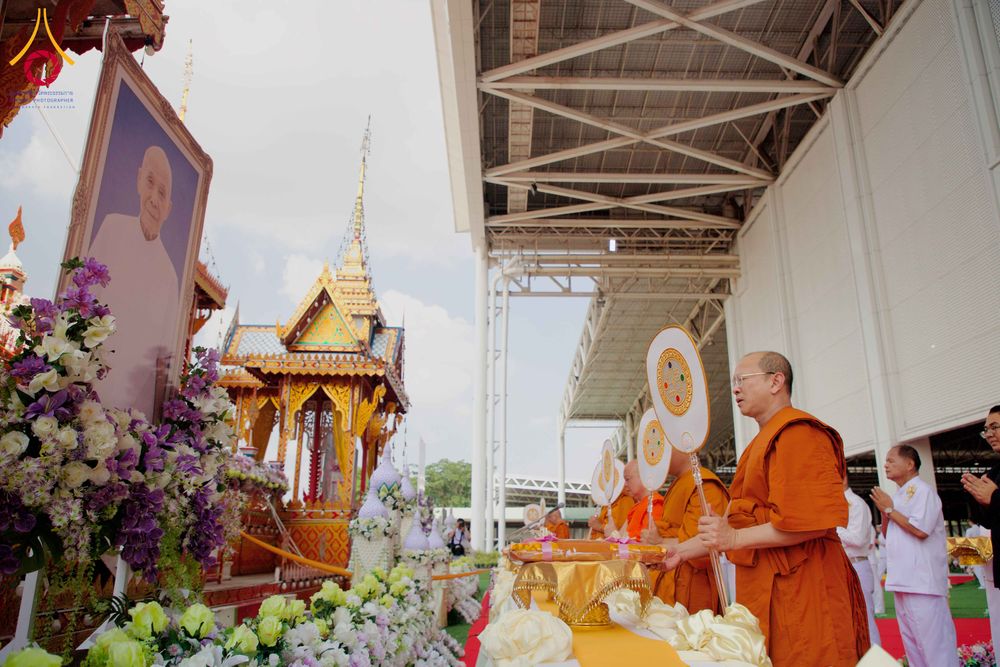 ภาพ No.316587:วันอาทิตย์ที่ 29 มีนาคม พ.ศ. 2569 พิธีทอดผ้าบังสุกุลและพิธีชำระร่าง โยมพ่อณรงค์ จินตมากุล  สิริอายุ 99 ปี 11 เดือน โยมบิดา พระครูปลัดรัตนวีรวัฒน์ (รังสฤษดิ์ อิทฺธิจินตโก) ที่ปรึกษาเจ้าคณะจังหวัดปทุมธานี เจ้าอาวาสวัดพระธรรมกาย  ณ ฌาปนสถานชั่วคราว ทางเข้า 