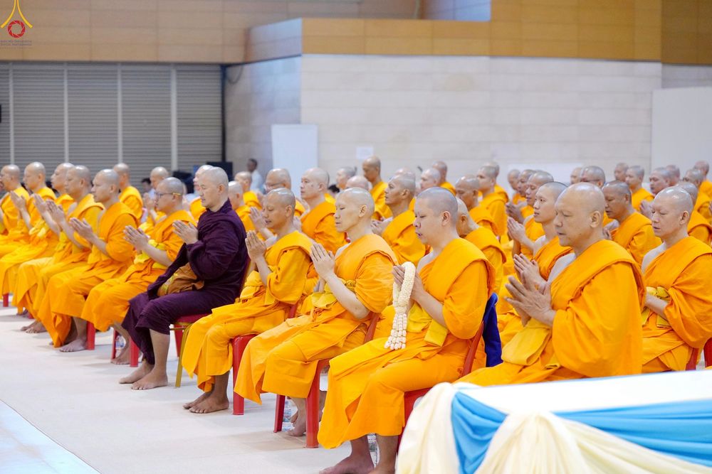 ภาพ No.243662:วันอาทิตย์ที่ 7 กันยายน พ.ศ. 2568 พิธีบูชาครูผู้ค้นพบวิชชาธรรมกาย , พิธีบูชาข้าวพระ ณ สภาธรรมกายสากล วัดพระธรรมกาย