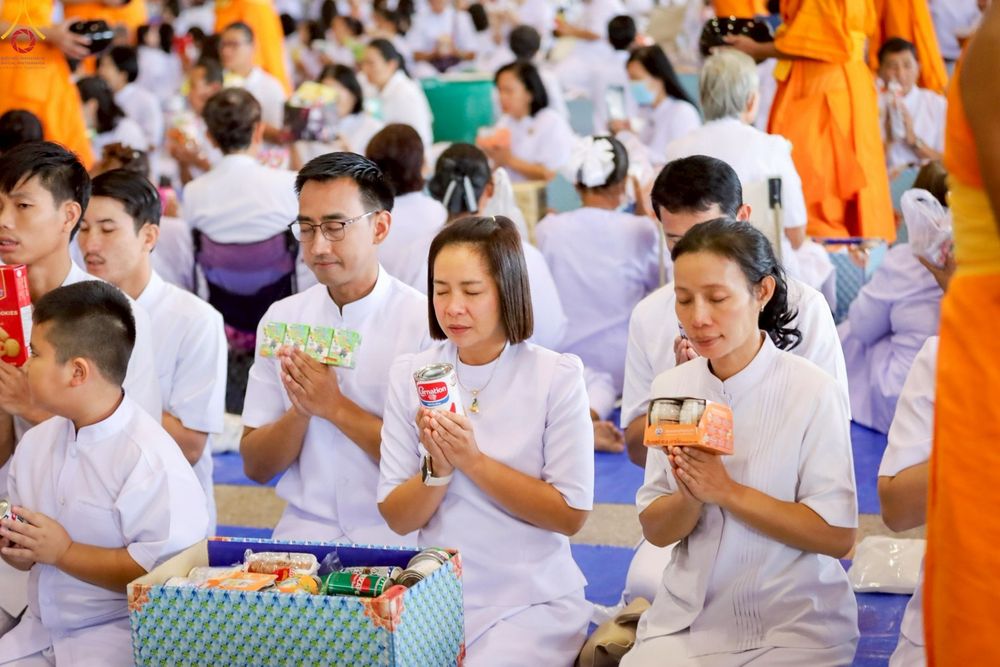 ภาพ No.263931:วันอาทิตย์ที่ 2 พฤศจิกายน พ.ศ. 2568 พิธีตักบาตรอาทิตย์ต้นเดือน ณ บ้านแก้วเรือนทองคุณยายฯ วัดพระธรรมกาย