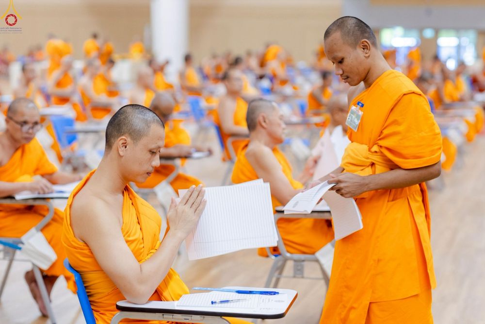 ภาพ No.249654:วันที่ 1 ตุลาคม พ.ศ. 2568 การสอบธรรมสนามหลวง นักธรรมชั้นตรี อำเภอคลองหลวง จังหวัดปทุมธานี ณ ห้องแก้วสารพัดนึก 2 วัดพระธรรมกาย
