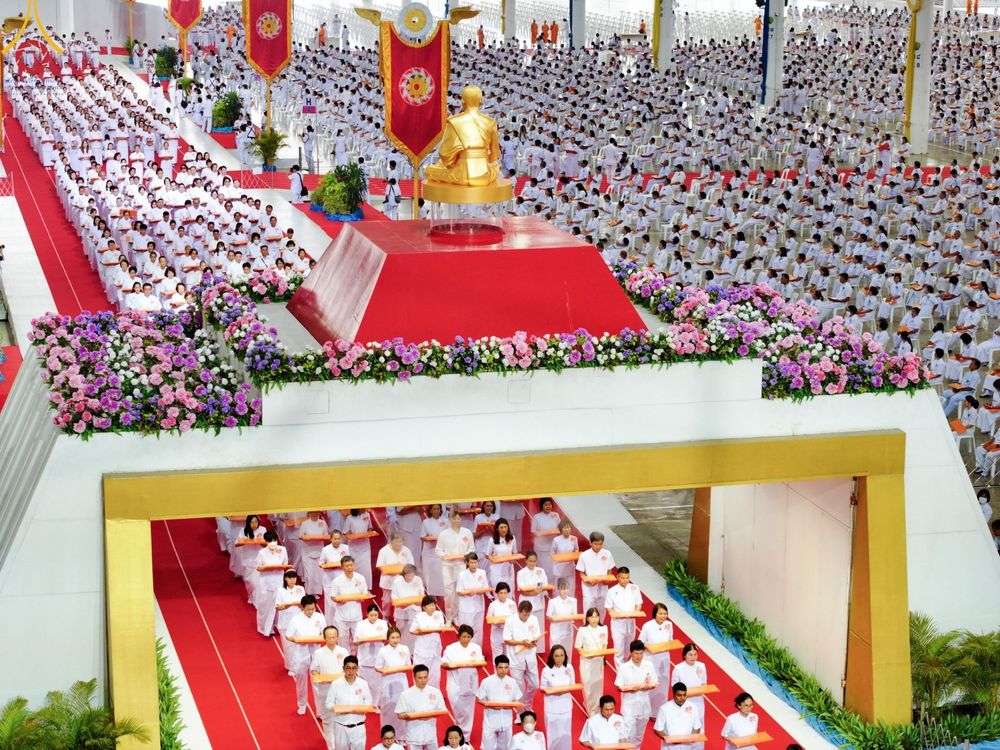 ภาพ No.154557:พิธีทอดผ้าป่าสมทบกฐินวัดพระธรรมกาย และสมทบกฐิน 30,000 วัดทั่วไทย ครั้งที่ 2 ณ สภาธรรมกายสากล วัดพระธรรมกาย วันอังคารที่ 17 กันยายน พ.ศ. 2567