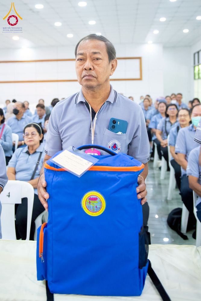 ภาพ No.259757:วันที่ 24 ตุลาคม พ.ศ. 2568 รพ.สต.คลองหนึ่ง อ.คลองหลวง สังกัด อบจ.ปทุมธานี จัดประชุมและมอบครุภัณฑ์ทางการแพทย์ เสริมพลัง อสม. ขับเคลื่อนสุขภาพชุมชนอย่างยั่งยืน ณ วัดพระธรรมกาย